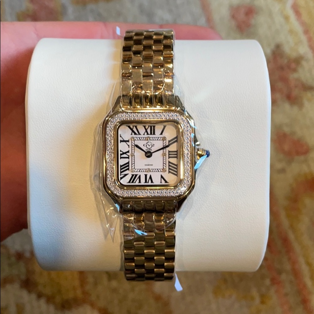 GV2 Milan Diamond Swiss Quartz